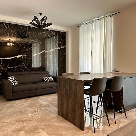 Magic Place Bergamo! Classy Apartment In The Heart Of The City Ngoại thất bức ảnh