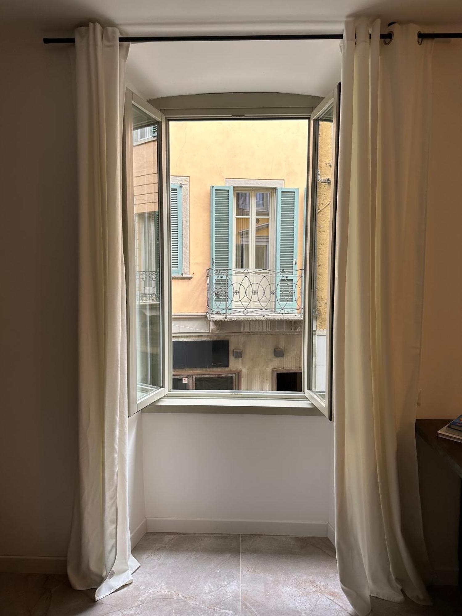 Magic Place Bergamo! Classy Apartment In The Heart Of The City Ngoại thất bức ảnh
