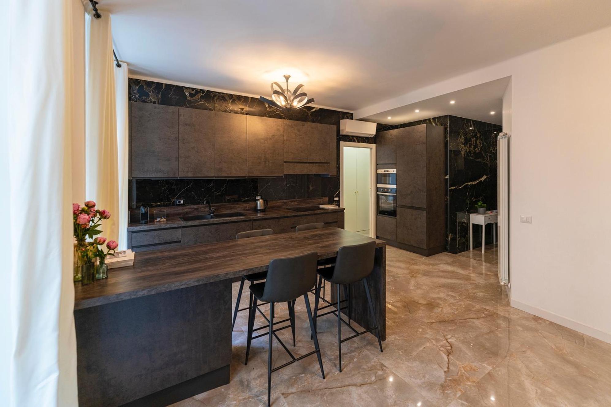 Magic Place Bergamo! Classy Apartment In The Heart Of The City Ngoại thất bức ảnh